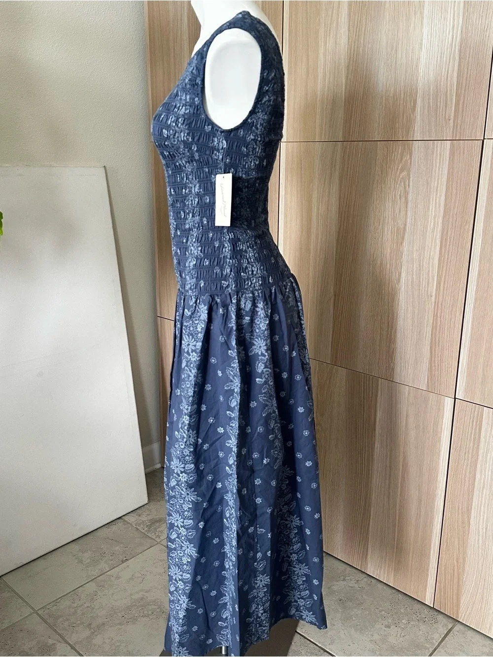 Universal Thread Blue Smocked Floral Midi Dress Size S